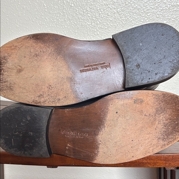 John Varvatos Sleek Black Leather Men's Boots - Picture 3 of 4